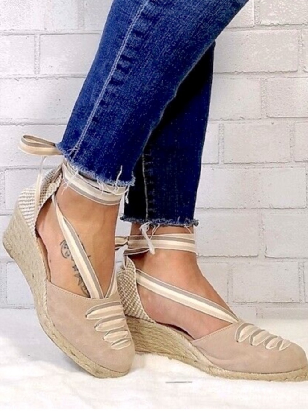 Paseart Suede Lace-Up Espadrille Wedges NWOB